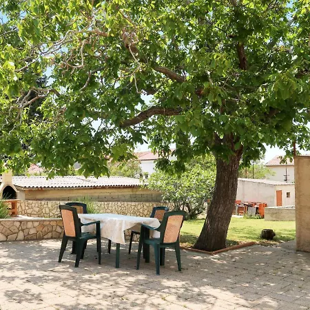 Francic By Interhome Ferienhaus *